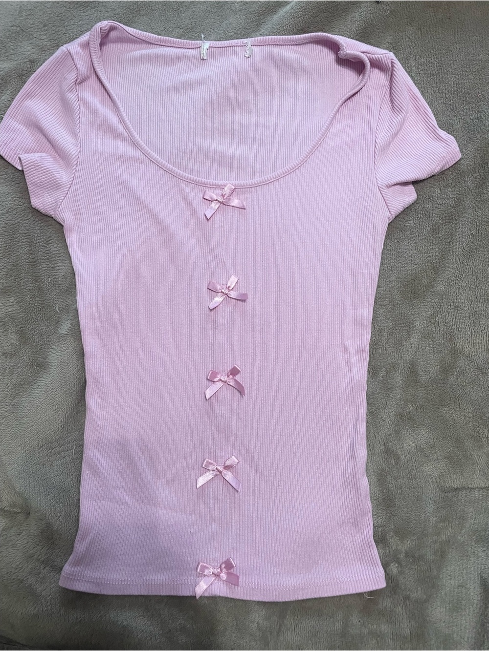 Pink Ribbed Scoop Neck Top with Bow Accents